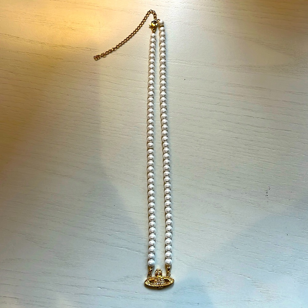 Pearl necklace